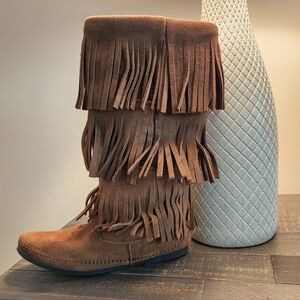 Minnetonka 3 layer fringe boots